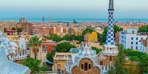 Costa Brava e Barcellona: un viaggio organizzato tra spiagge, borghi e sapori spagnoli